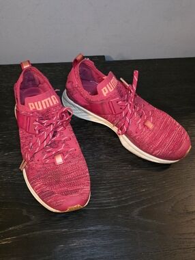 Puma Red Knit Sneakers | Lightweight | Size 8,5